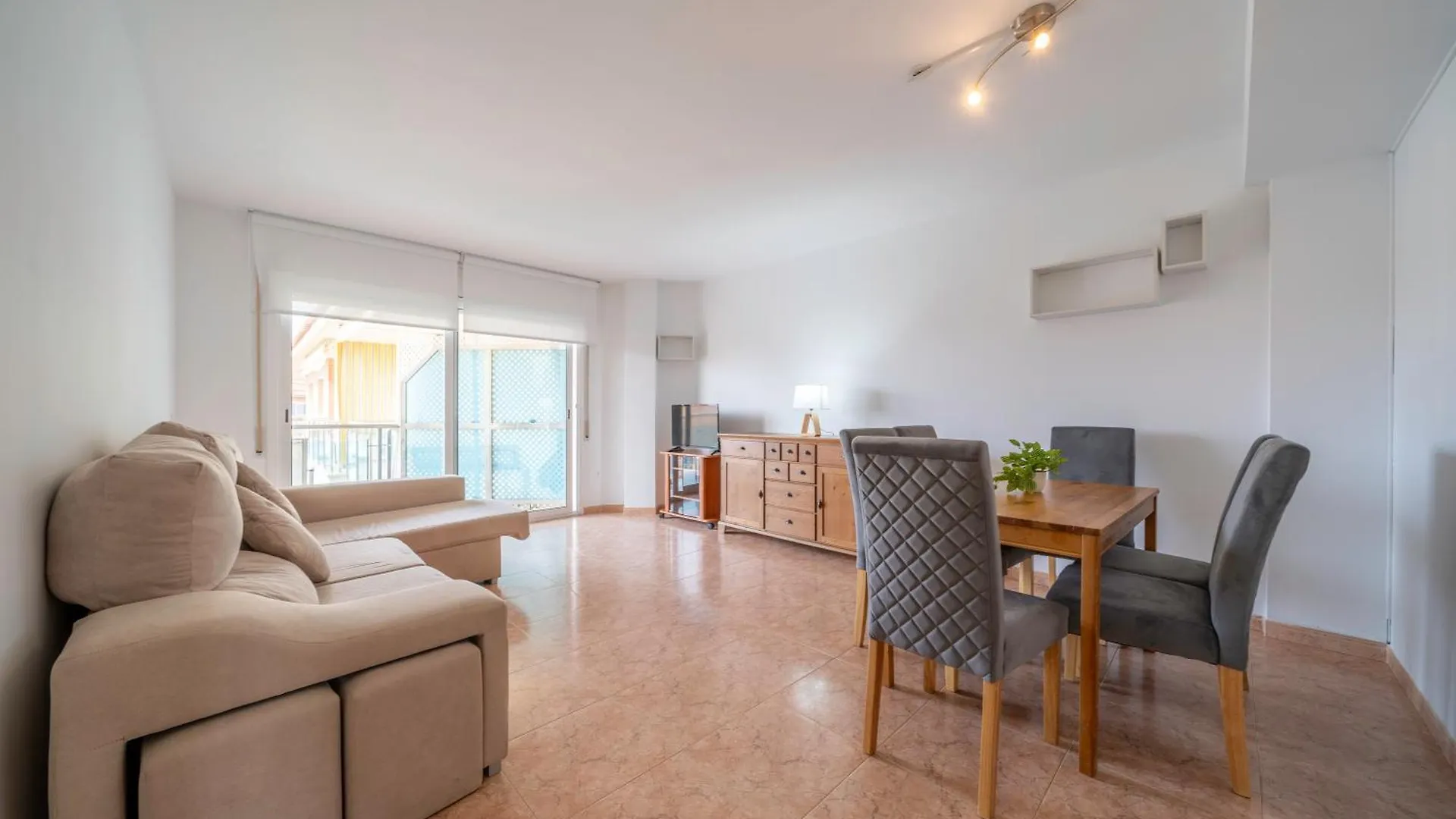 Homeholidaysrentals Santa Susanna VIII Appartamento