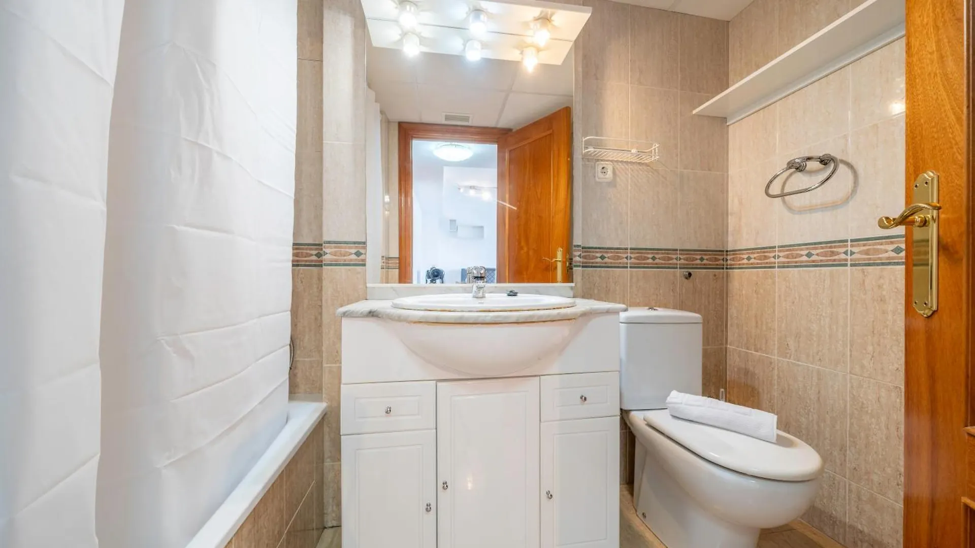 Homeholidaysrentals Santa Susanna VIII Apartamento